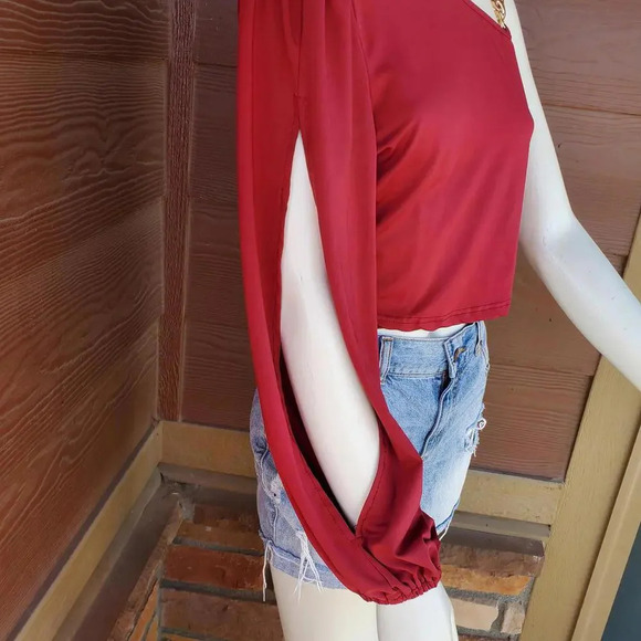 SHEIN Curve Red and Gold Crop Top Blouse Size 0XL Chain Detail NWOT - Picture 6 of 15